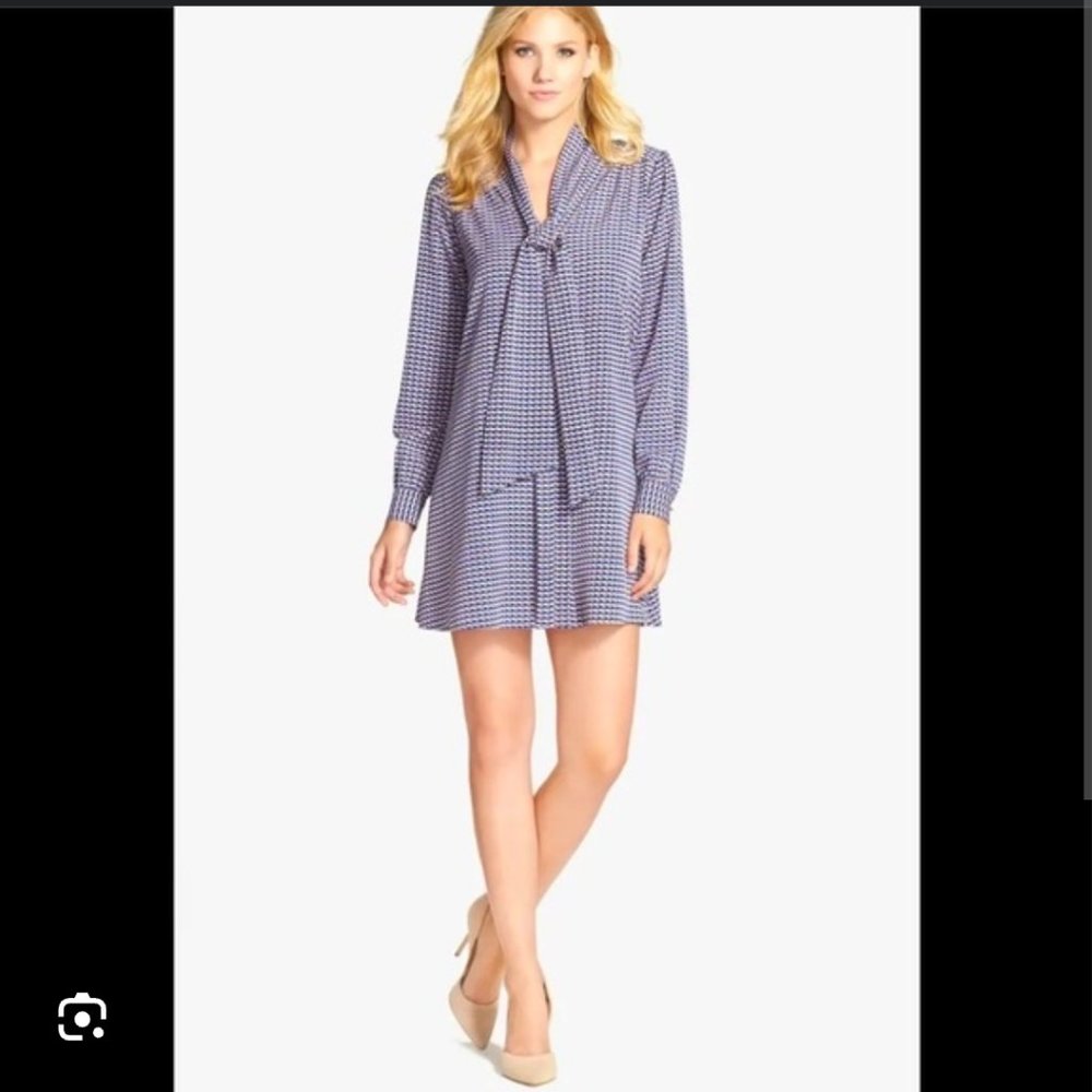 CeCe Cynthia Steffe Dress Aleah Tie Neck Crepe Size 4